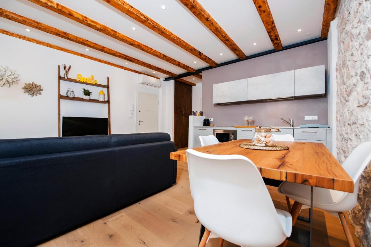 Apartments Casa De Amicis Rovinj Zewnętrze zdjęcie