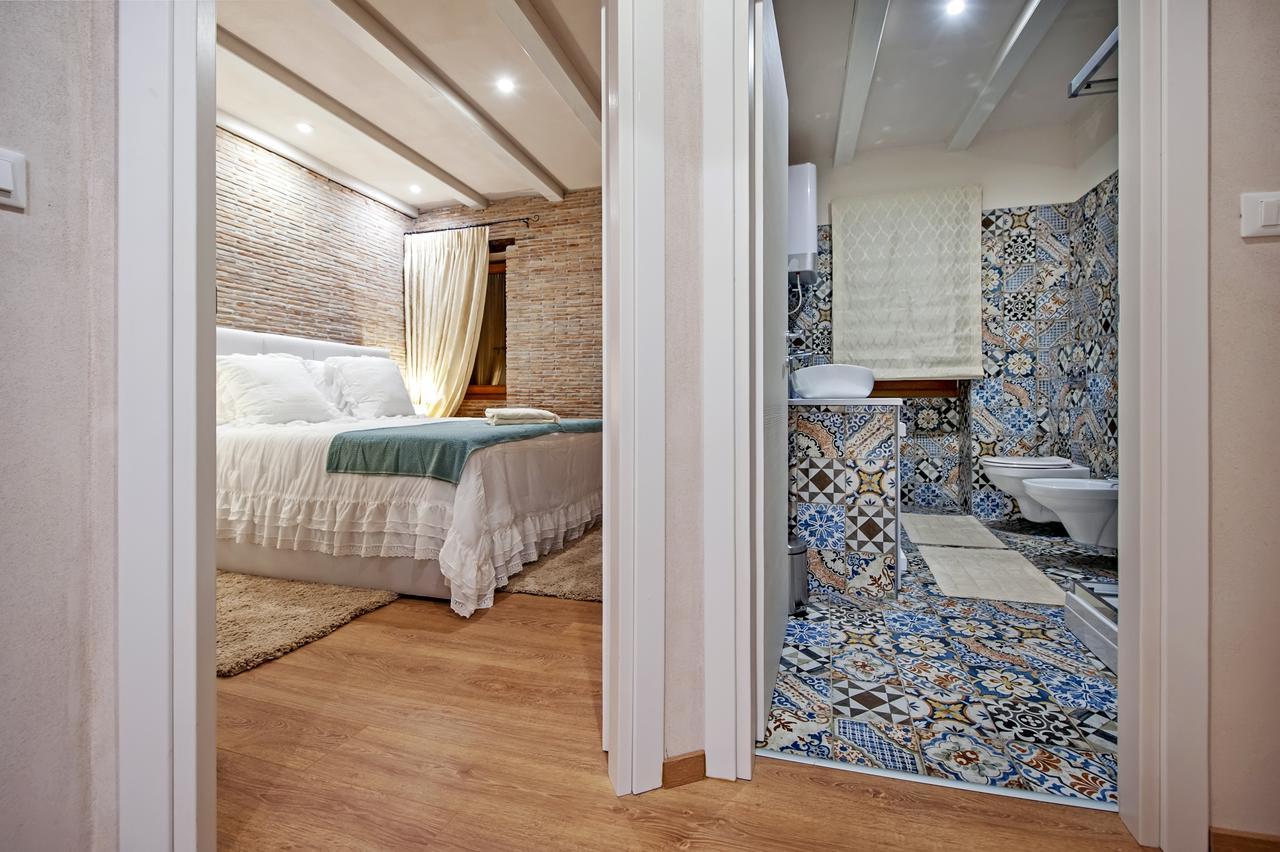 Apartments Casa De Amicis Rovinj Zewnętrze zdjęcie